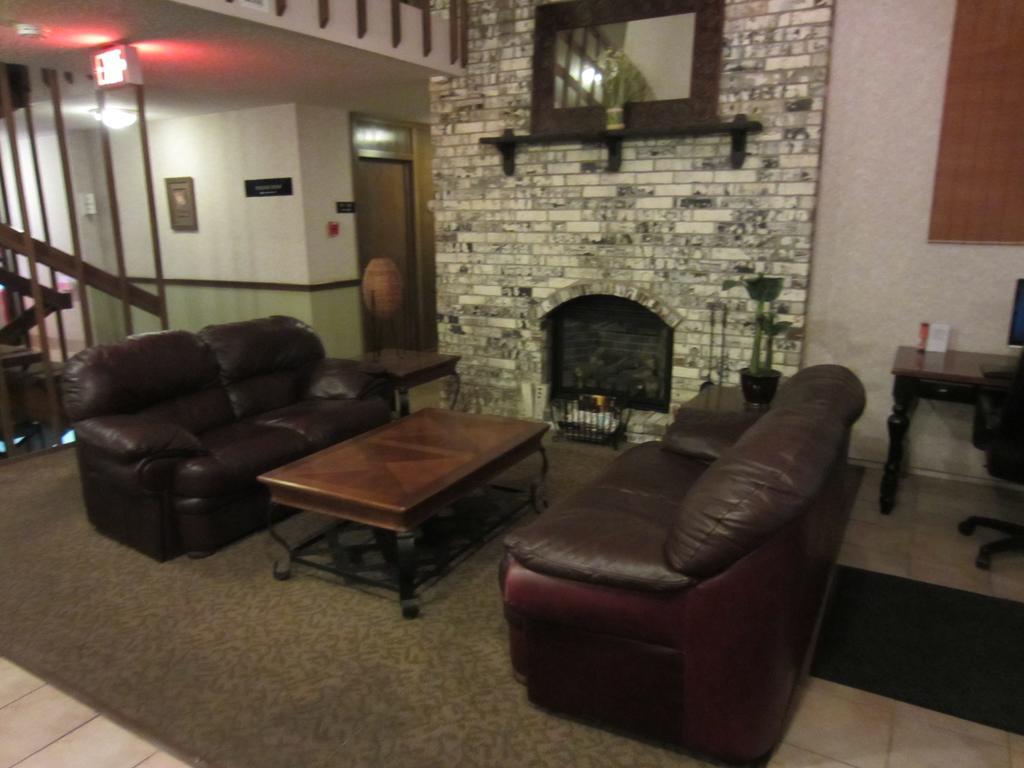 Ripon Welcome Inn And Suites Экстерьер фото