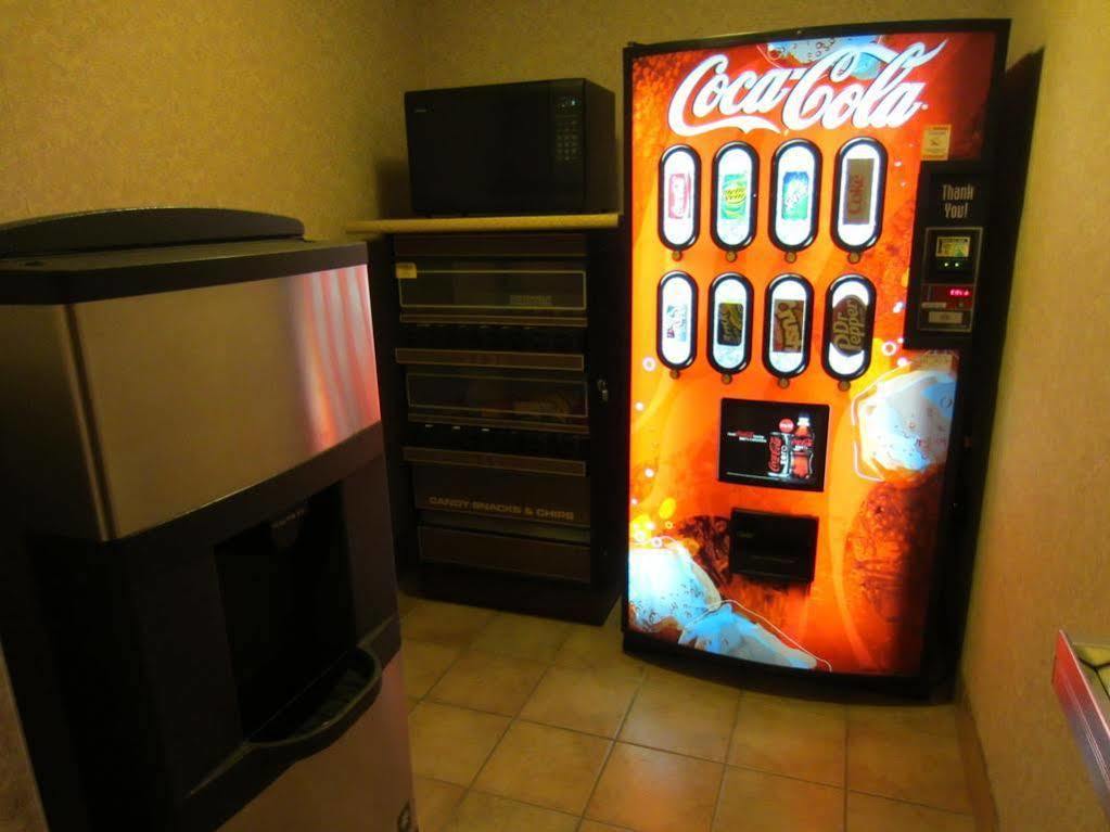 Ripon Welcome Inn And Suites Экстерьер фото